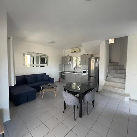 Tatil Evi Vk House Kalyves Polygyrou